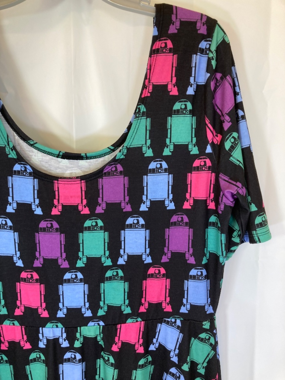 Her Universe Star Wars R2D2 Dress Sz CL Black Pink Blue Green Worn Once - Picture 16 of 16